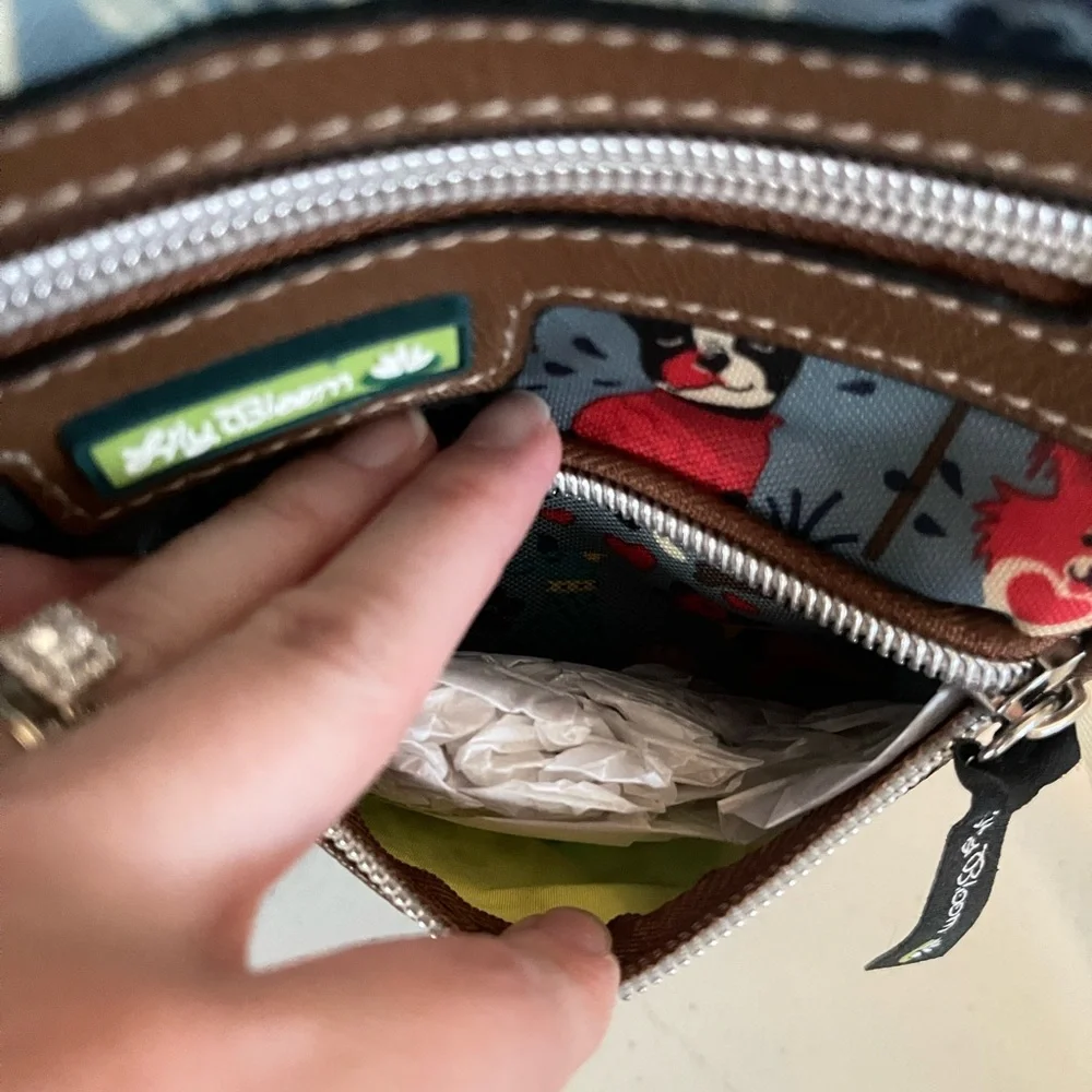 NWT Lily Bloom Who Let the Dogs Out Crossbody Bag - Picture 7 of 7